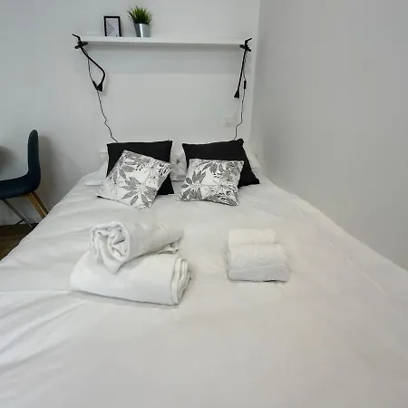 Studio - Wifi - Ultra Centre * Аннесі